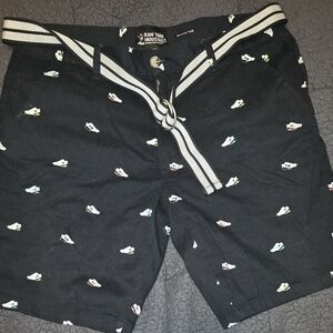 Raw Yarn Industries Men's Black Printed Flat Front Shorts